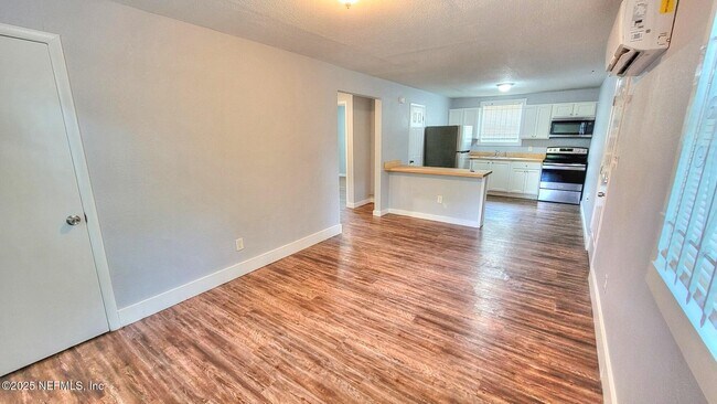 Foto del edificio - 3018 Pearce St