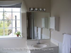 Building Photo - 109 Sir John Randolph Terrace