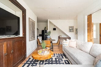 Building Photo - 1601 NW 23rd Ave