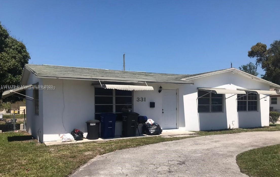 Primary Photo - 331 Silver Beach Rd