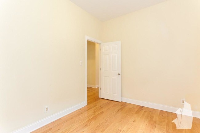 Foto del edificio - 1220 N Dearborn St
