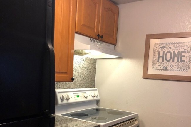 Kitchen - 10785 W 63rd Pl