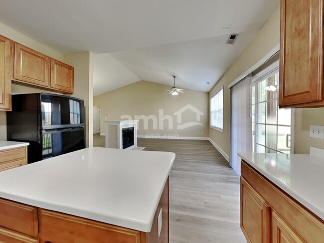 Foto del edificio - 3906 Magnolia Pond Rd