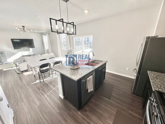 Foto del edificio - 27086 E Bayaud Ave