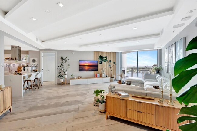 Foto del edificio - 17111 Biscayne Blvd