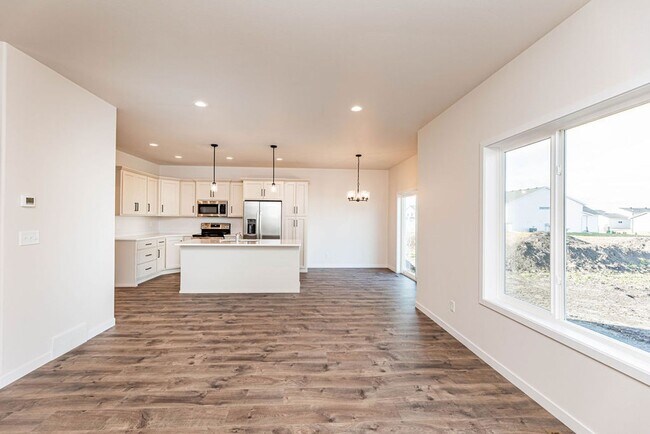 Building Photo - Brand New 3 Bed 2.5 Bath Single Family Home