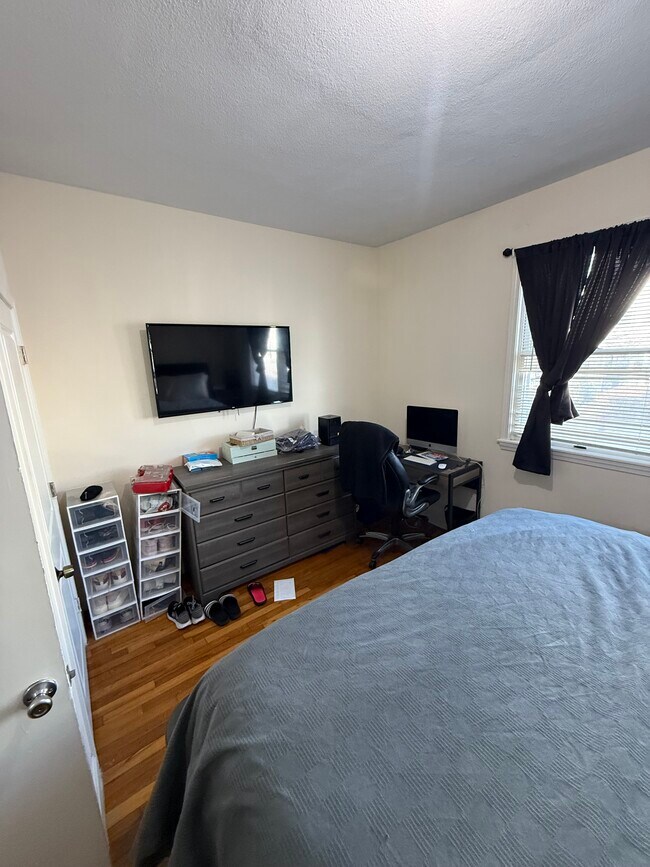 Foto del edificio - 57 Irving St