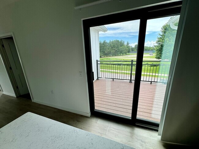 Foto del edificio - 5411 Bashford St