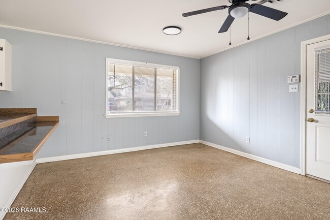 Foto del edificio - 207 Ashwood Dr