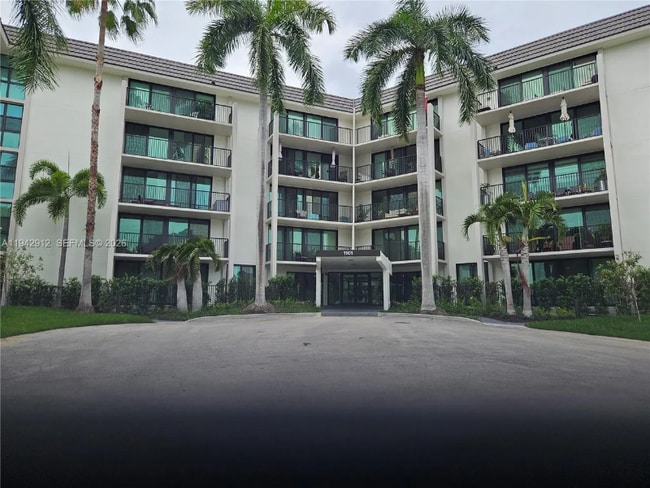 Foto del edificio - 1201 River Reach Dr
