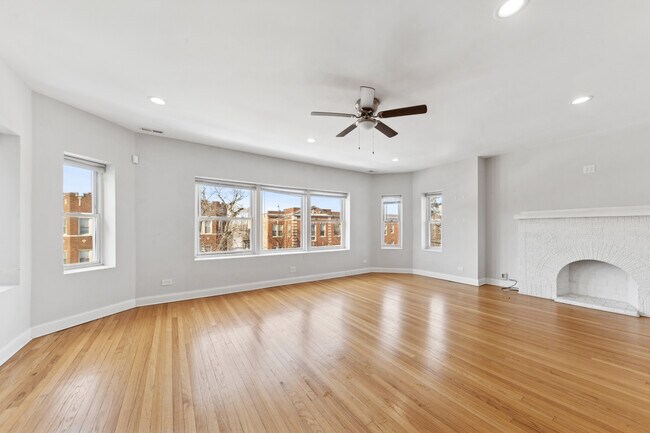 Foto del edificio - 7515 S Essex Ave