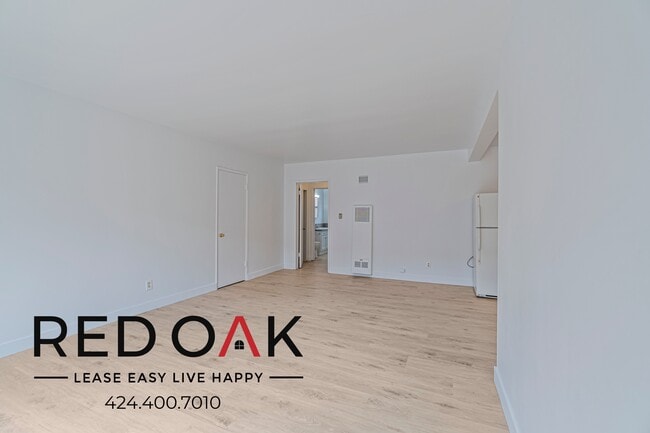 Foto del edificio - 3925 Roxanne Ave