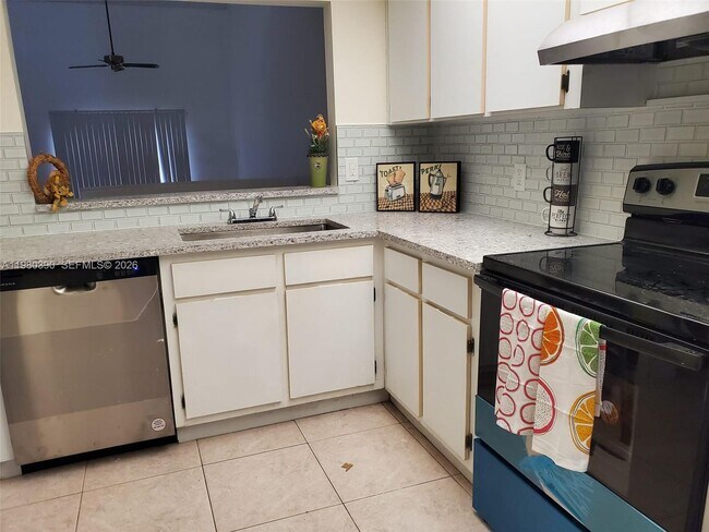 Foto del edificio - 4206 SW 87th Terrace