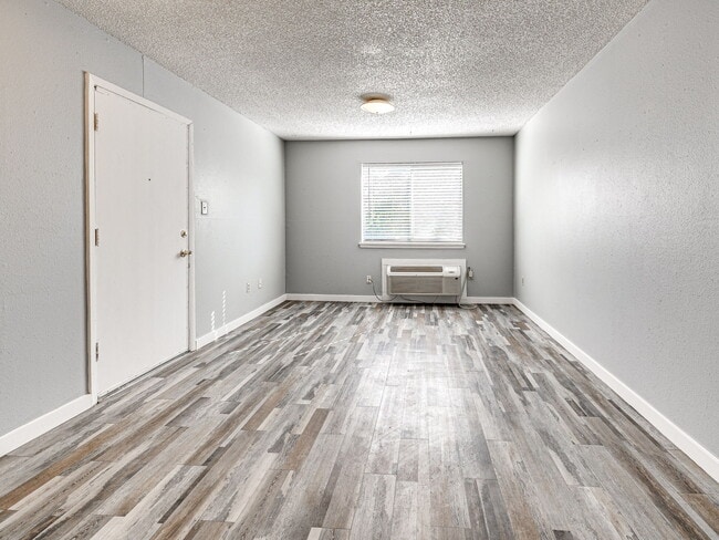 1BR - Blue Sky Apartments