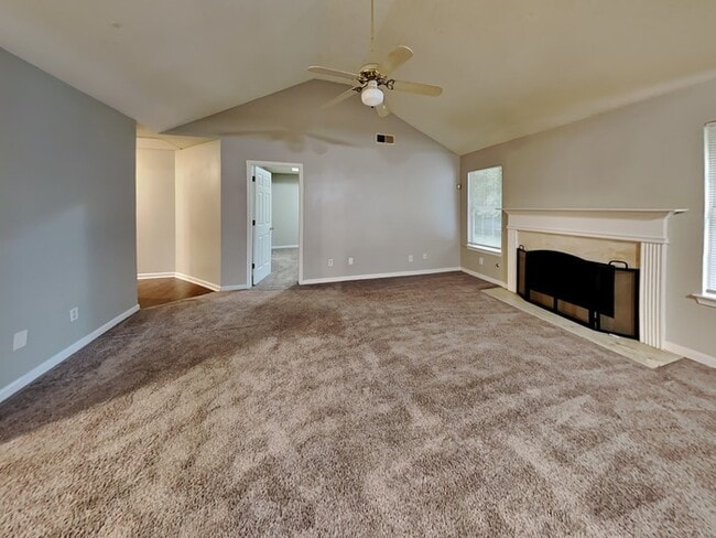 Building Photo - 6630 Pole Creek Dr