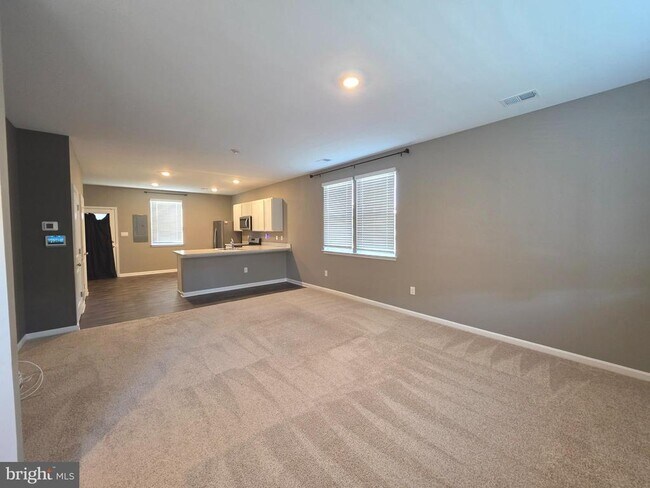 Foto del edificio - 424 Ridgely Blvd