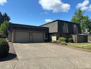 Building Photo - 2553 Chuckanut St