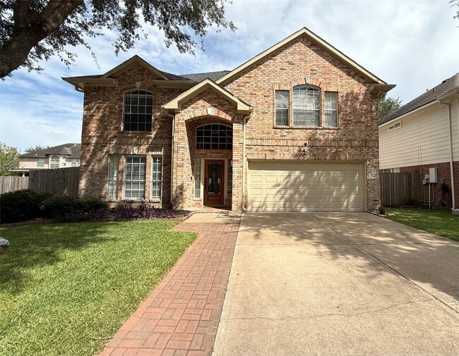 Foto del edificio - 2107 Highland Bay Ct