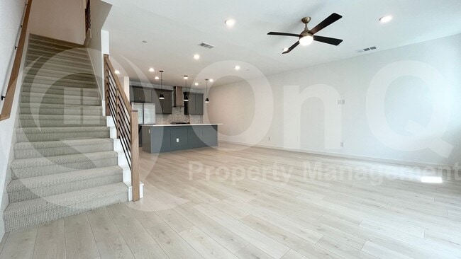 Building Photo - 820 Cavitt Ct
