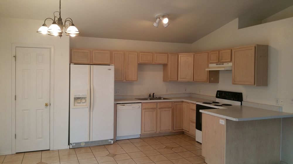 Building Photo - 2539 Shetland Ct
