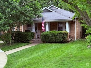 Building Photo - 425 Kentucky Ct