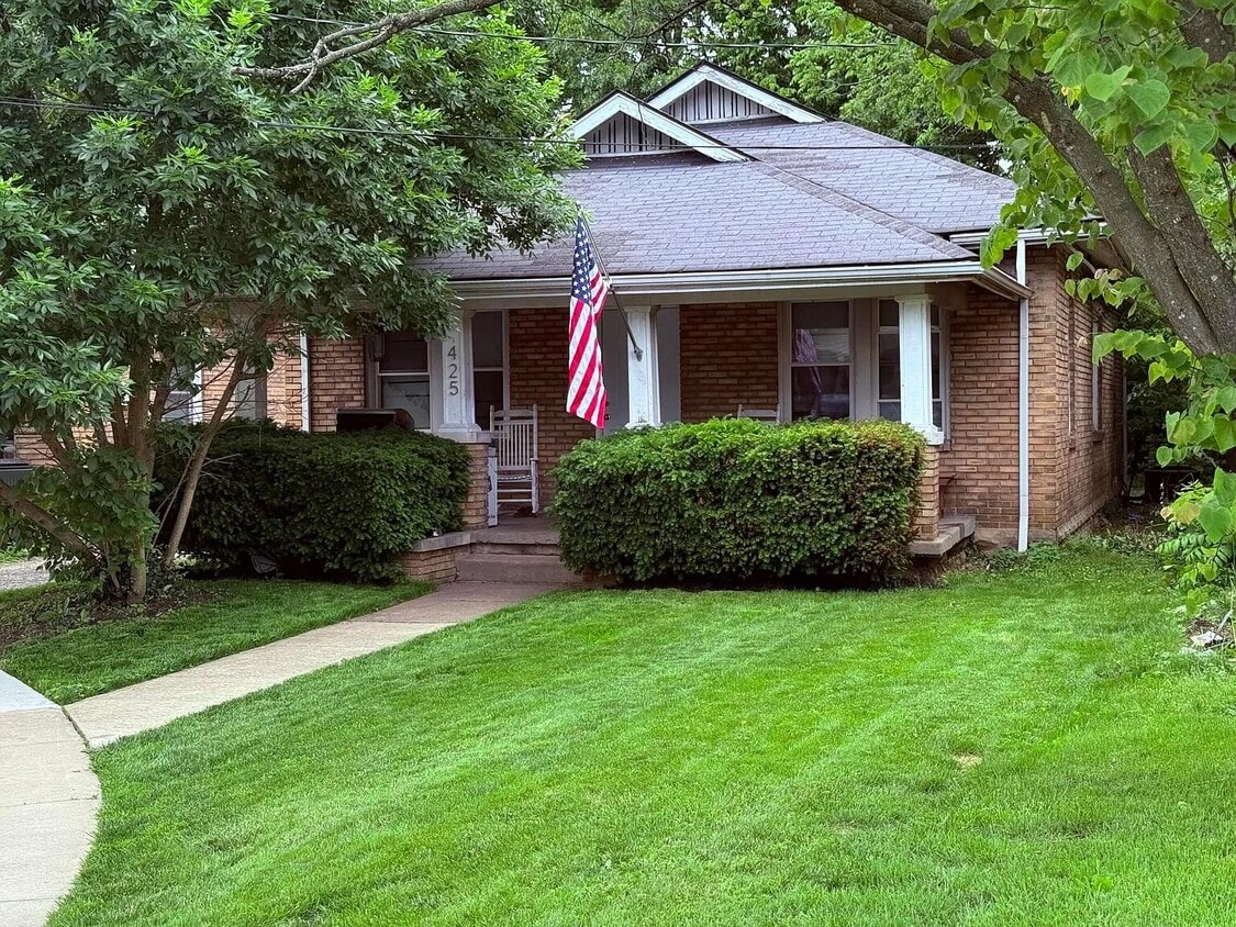Primary Photo - 425 Kentucky Ct