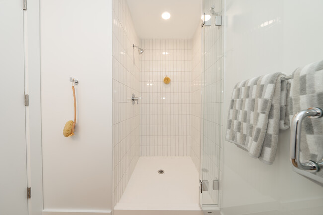 Walk-in Shower! - 26 Spring Street