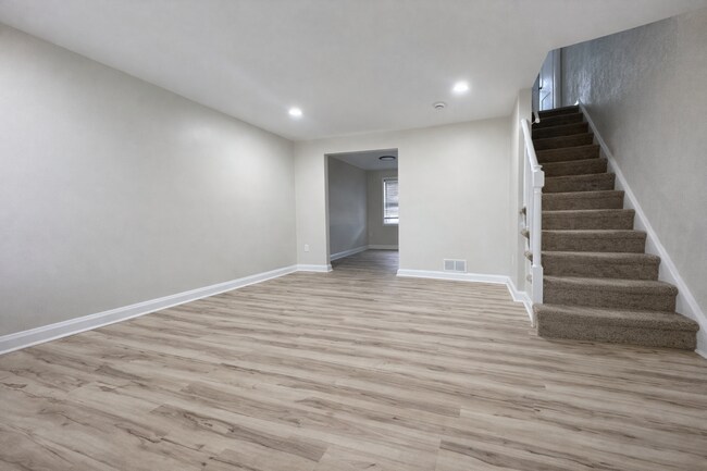 Foto del edificio - Updated 3BR Home with Finished Basement, & Fenced Yard