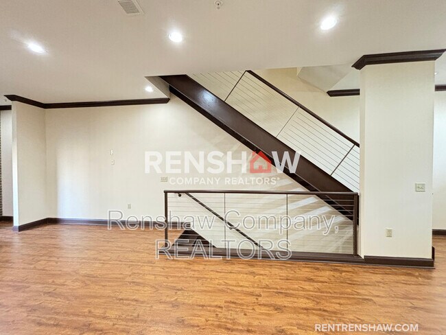 Foto del edificio - 449 Monroe Ave