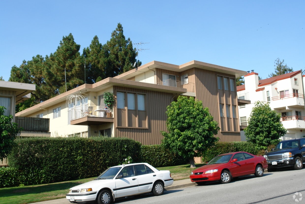 Primary Photo - 101 S Magnolia Ave
