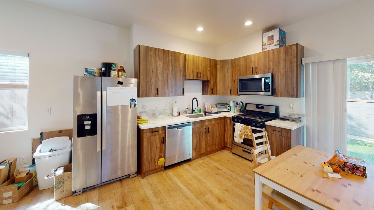 Primary Photo - 6271 Mary Ln Dr