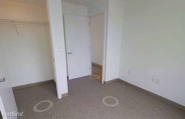 Building Photo - 66 Kneeland St