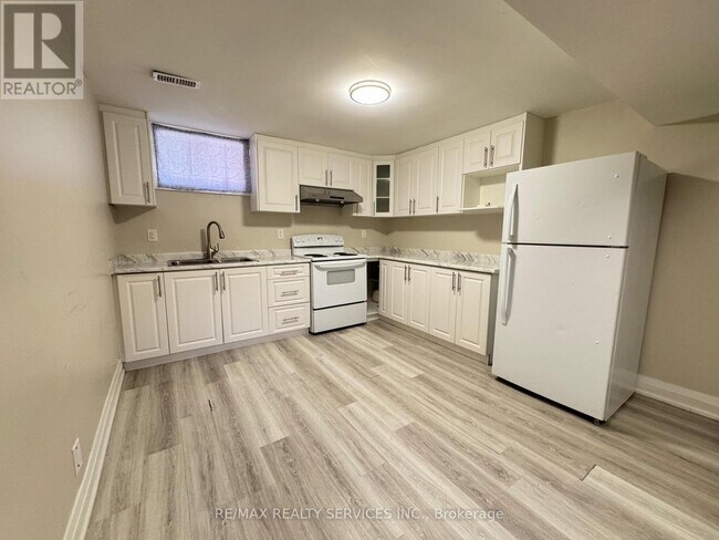 Photo du bâtiment - 52 Centre St N