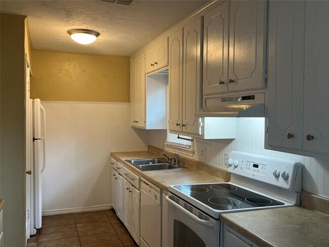 Foto del edificio - 2817 NW 35th St