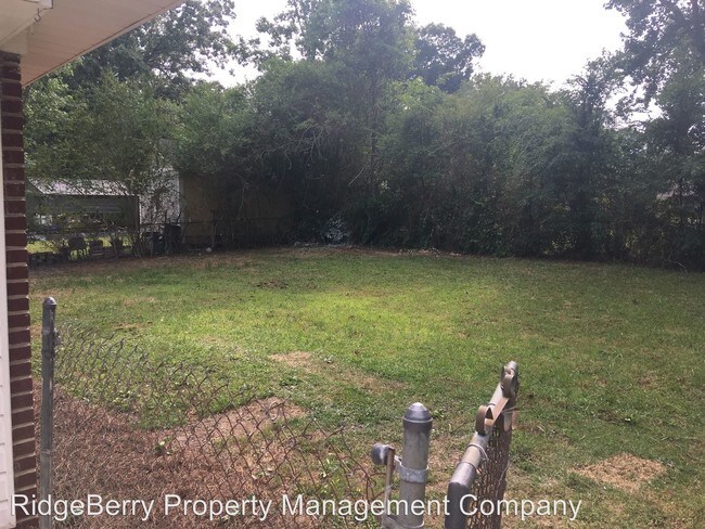 Building Photo - 2 br, 1 bath House - 127 Malone Dr.