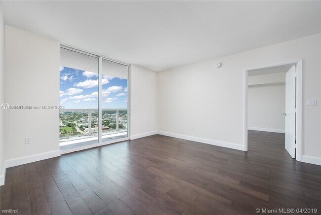 Foto del edificio - 1 br, 1 bath Condo - 1800 N Bayshore Dr Ap...