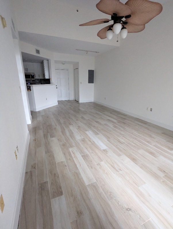 Building Photo - 1805 N Flagler Dr