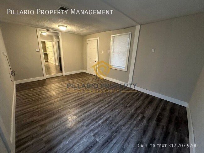 Foto del edificio - 2300 1/2 S A St.-