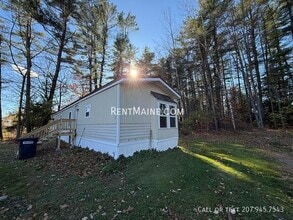 Building Photo - 799 Stillwater Ave