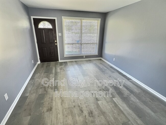 Photo - 395 Fairhope Rd House