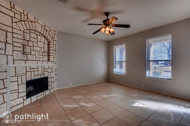 Foto del edificio - 2001 Hunters Glen Ct