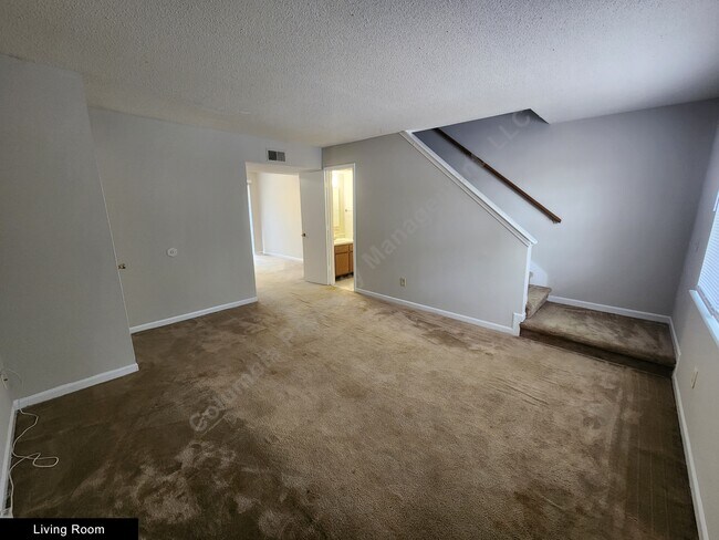 Building Photo - 14 Ashley's Pl