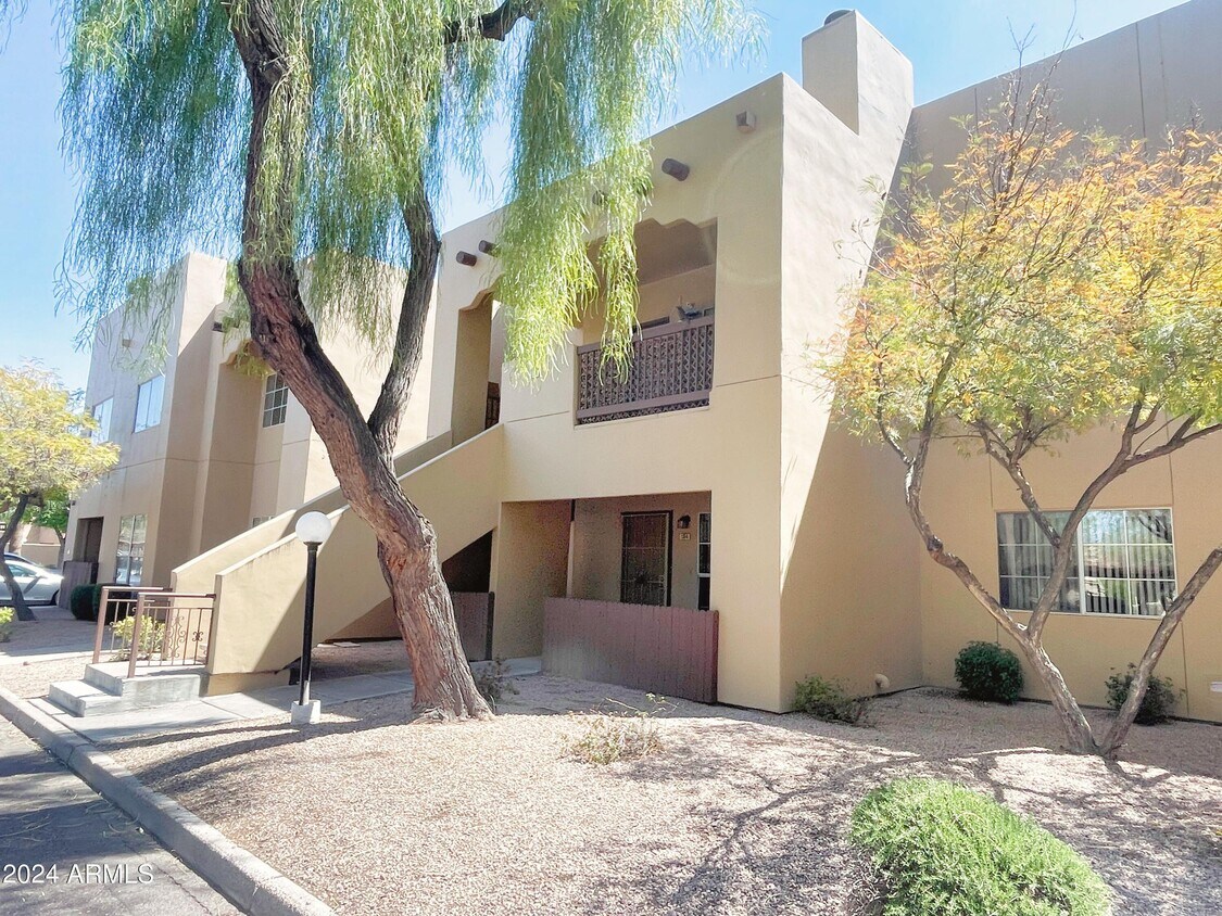 Primary Photo - 500 N Gila Springs Blvd