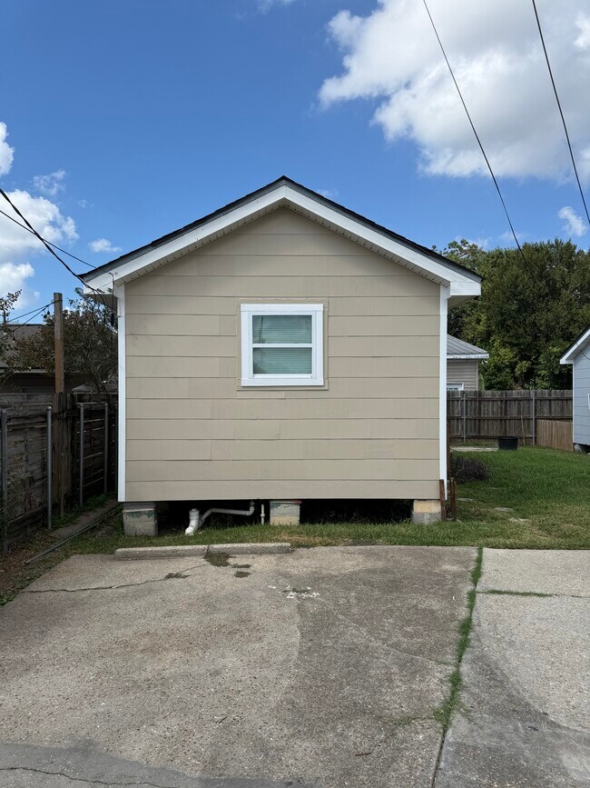 Foto del edificio - 4117 7th St