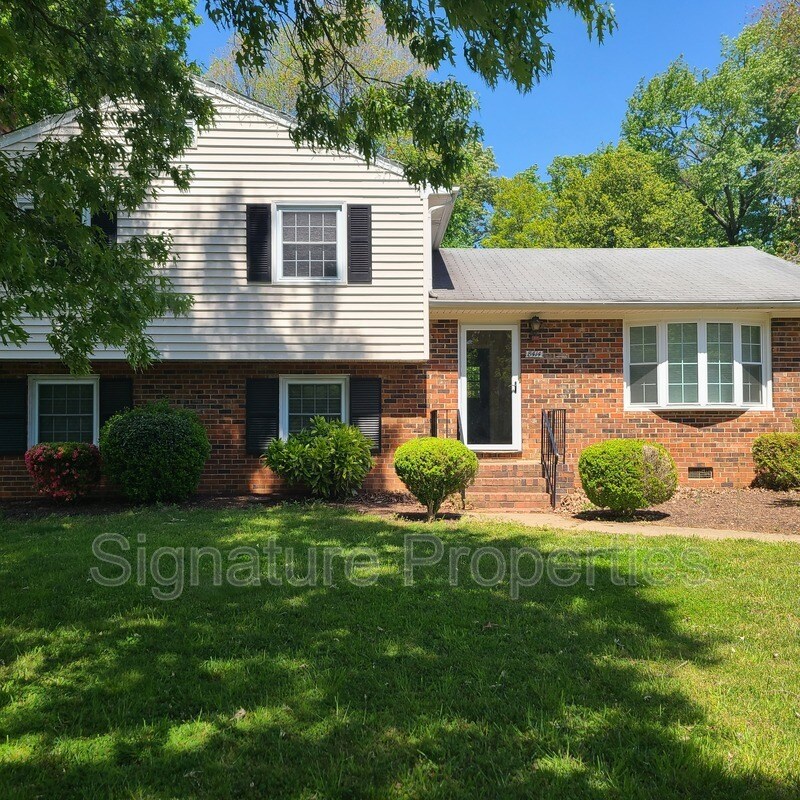 Primary Photo - 8414 Chadwell Dr