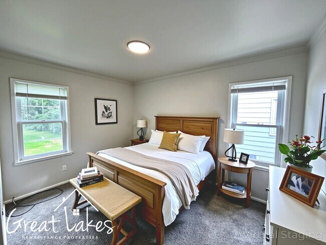 Building Photo - Lovely 3 Bedroom 2 Bathroom now available ...