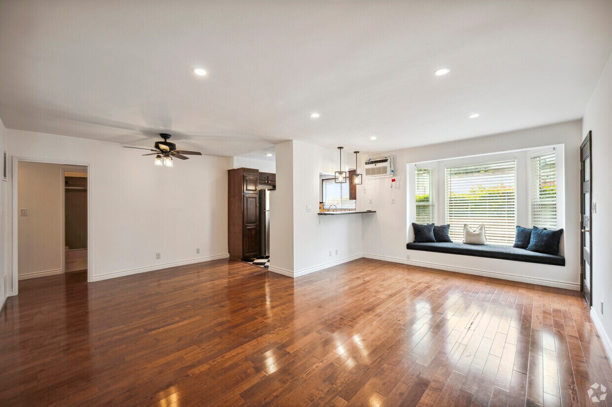 Sierra Bonita Apartments in West Hollywood, CA