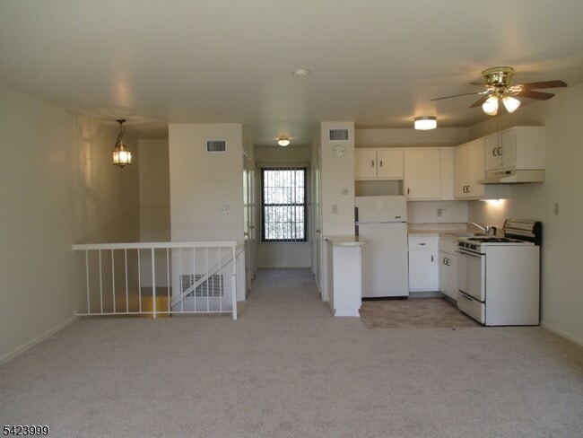 Photo - 181 Long Hill Rd Apartment