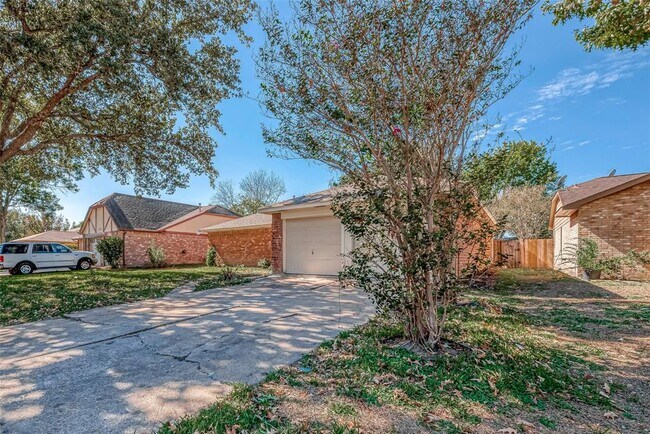 Foto del edificio - 1842 Freshmeadow Dr