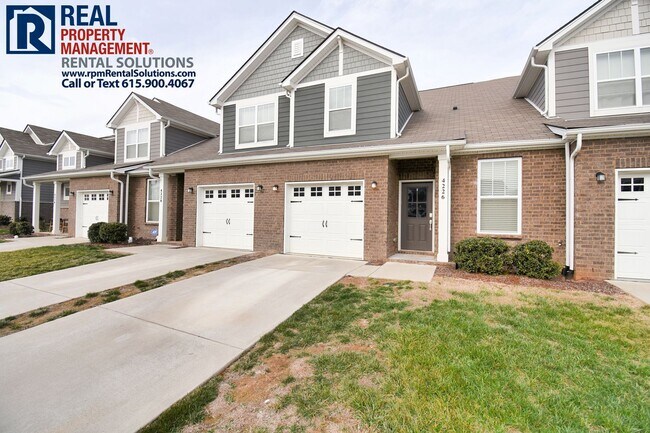 Foto del edificio - Wonderful 3BR+Loft+garage townhome availab...